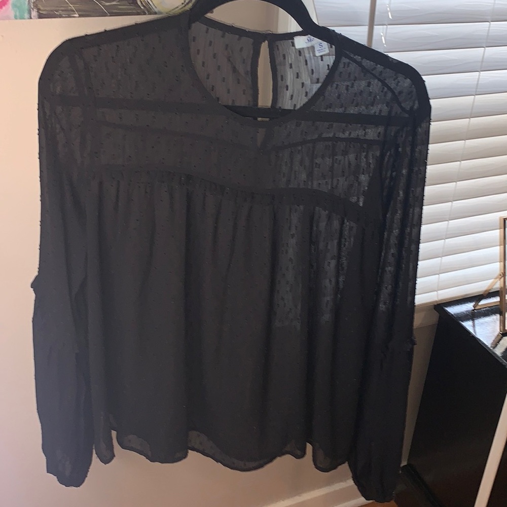 Black long sleeve cute top
